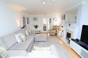 Photo 26- click for photo gallery